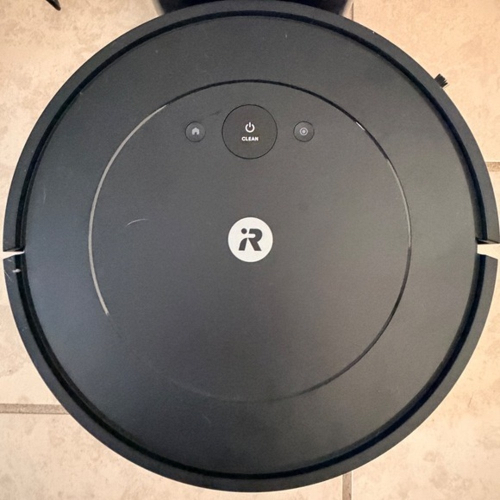iRobot Roomba Combo Essential Robot Vacuum & Mop RVG-Y1